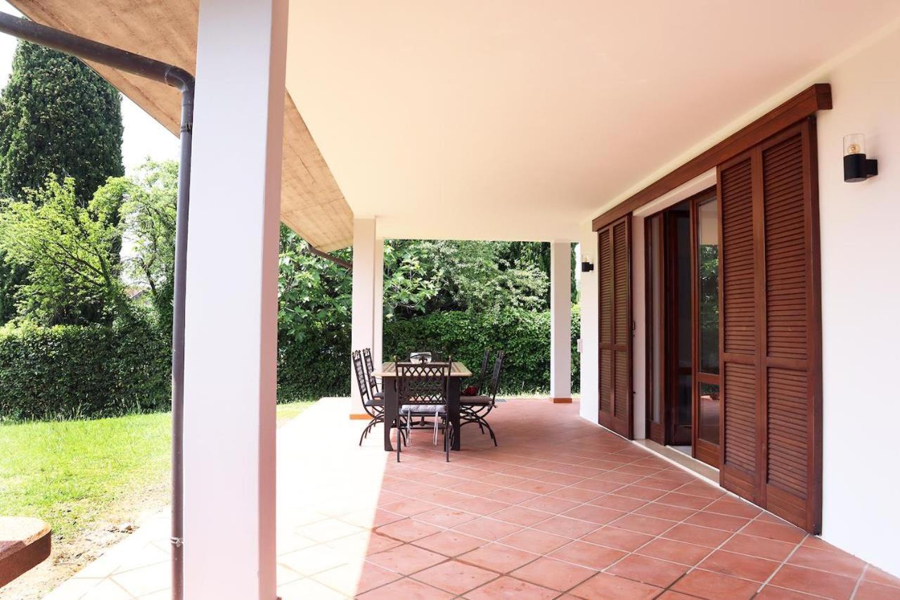 Villa Al Porto Moniga del Garda Buitenkant foto